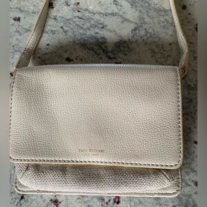 Issac Mizrahi Vintage Crossbody Leather Purse Great Condition